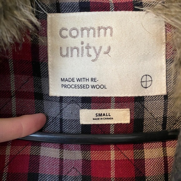 Grey Wool Pea Coat EUC - Picture 3 of 13